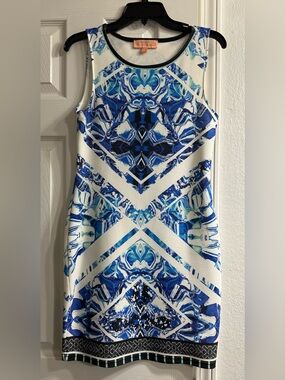 Blue & White Printed Sleeveless Mini Dress by Peachpuff
